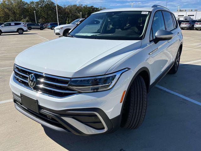 new 2024 Volkswagen Tiguan car, priced at $32,418