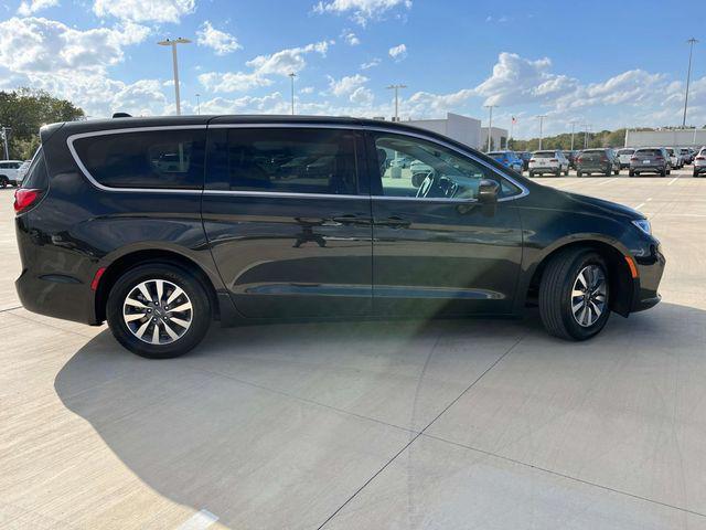 used 2022 Chrysler Pacifica car, priced at $21,400