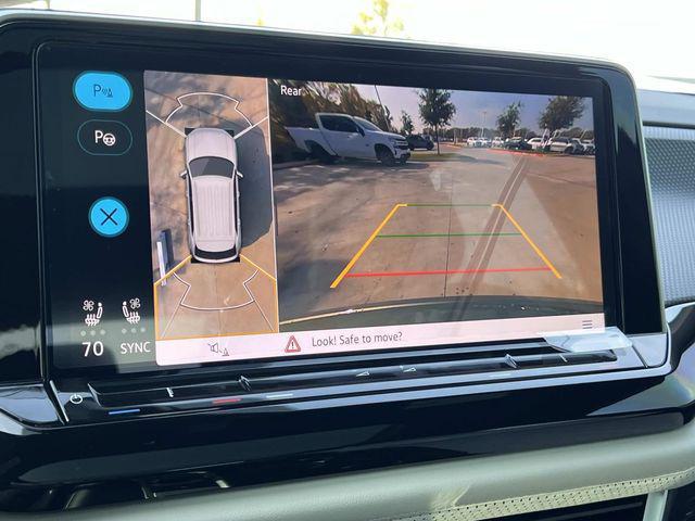 new 2026 Volkswagen Atlas Cross Sport car, priced at $53,769