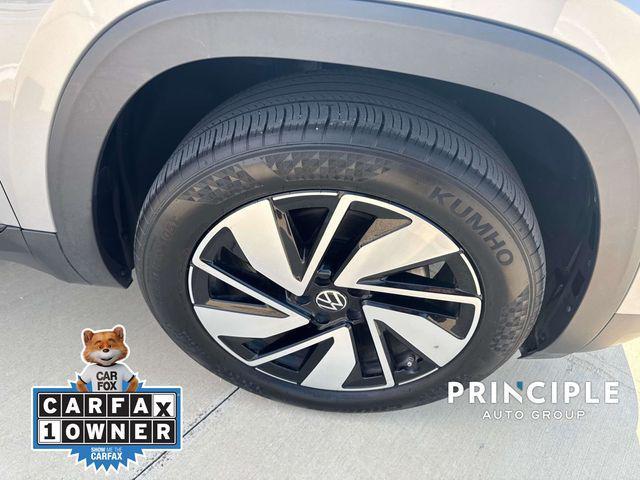 used 2024 Volkswagen Atlas car, priced at $32,546