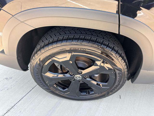 new 2025 Volkswagen Taos car, priced at $34,214