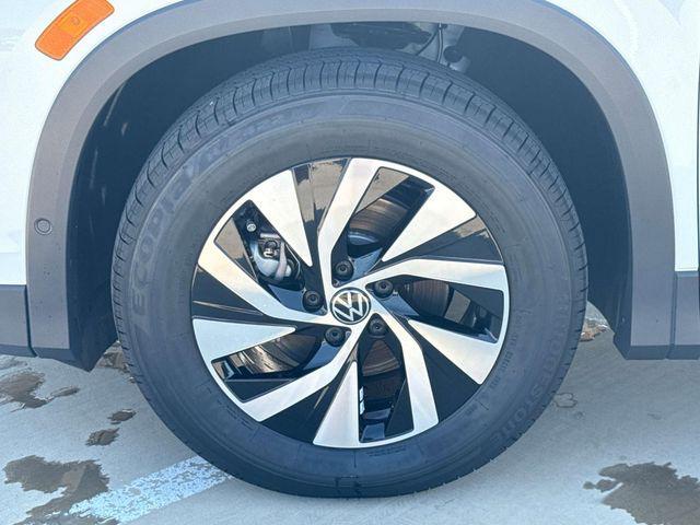 new 2025 Volkswagen Tiguan car, priced at $30,761