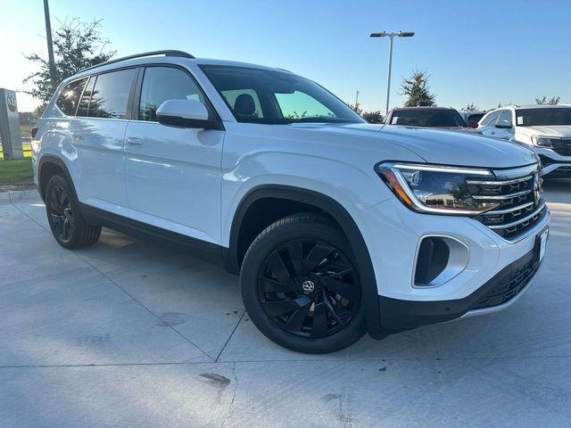 new 2025 Volkswagen Atlas car, priced at $42,741