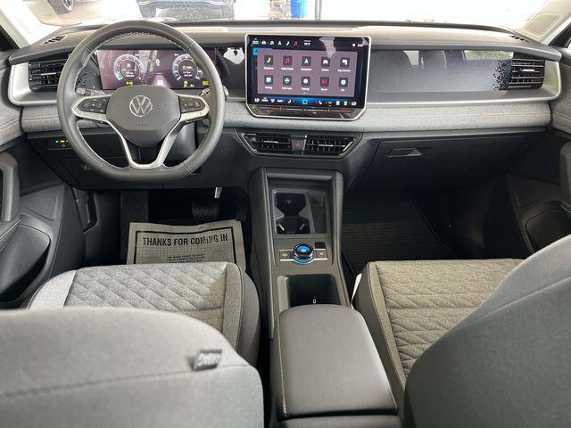 new 2025 Volkswagen Tiguan car, priced at $30,571