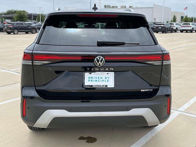 new 2025 Volkswagen Tiguan car, priced at $30,571