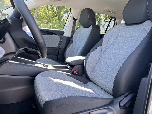 new 2026 Volkswagen Tiguan car, priced at $31,492