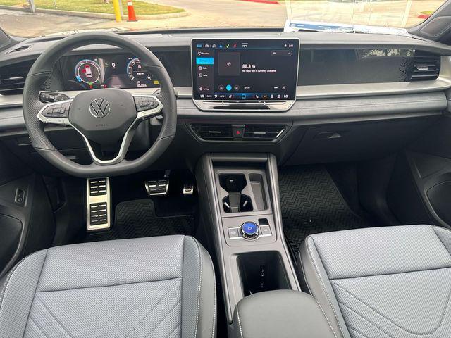 new 2025 Volkswagen Tiguan car, priced at $36,296