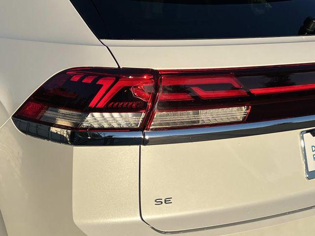 new 2026 Volkswagen Atlas Cross Sport car, priced at $43,996