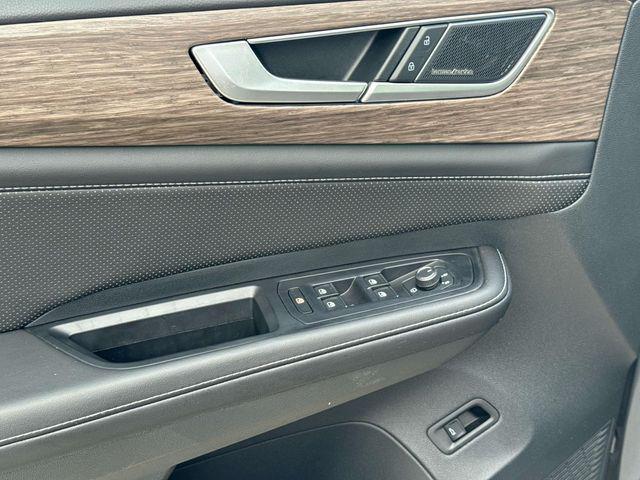 new 2026 Volkswagen Atlas car, priced at $54,119