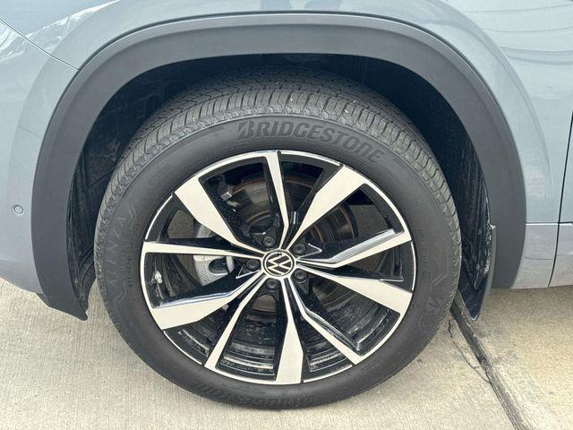 new 2026 Volkswagen Atlas car, priced at $54,119