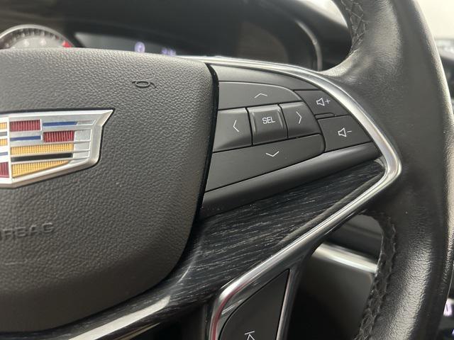 used 2021 Cadillac XT5 car, priced at $28,723