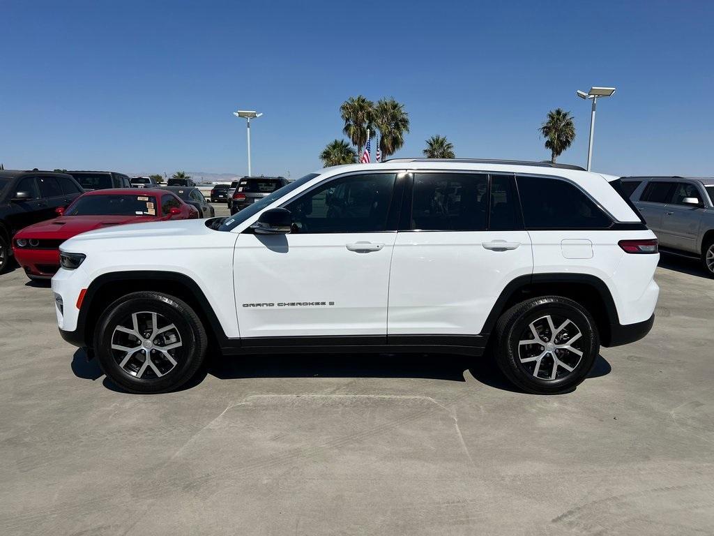 used 2023 Jeep Grand Cherokee car, priced at $29,955