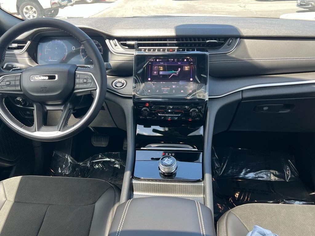 new 2025 Jeep Grand Cherokee L car, priced at $43,475