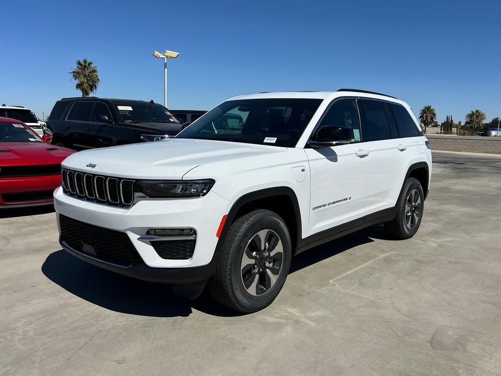 new 2024 Jeep Grand Cherokee 4xe car, priced at $49,997