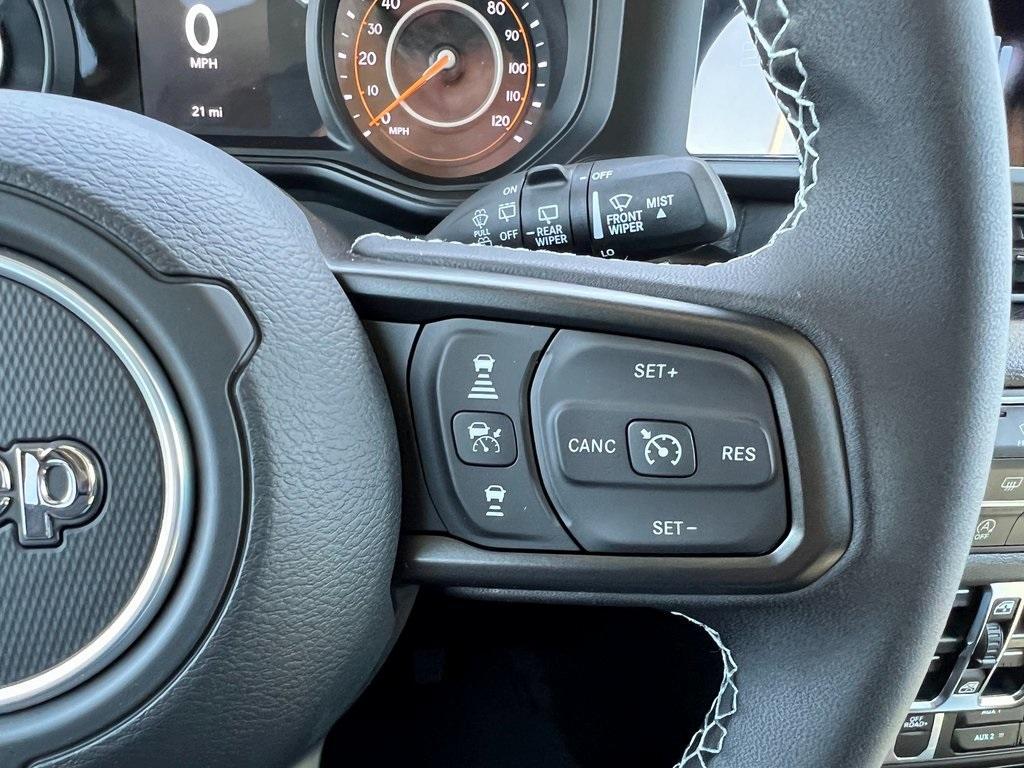 new 2025 Jeep Wrangler car, priced at $48,830
