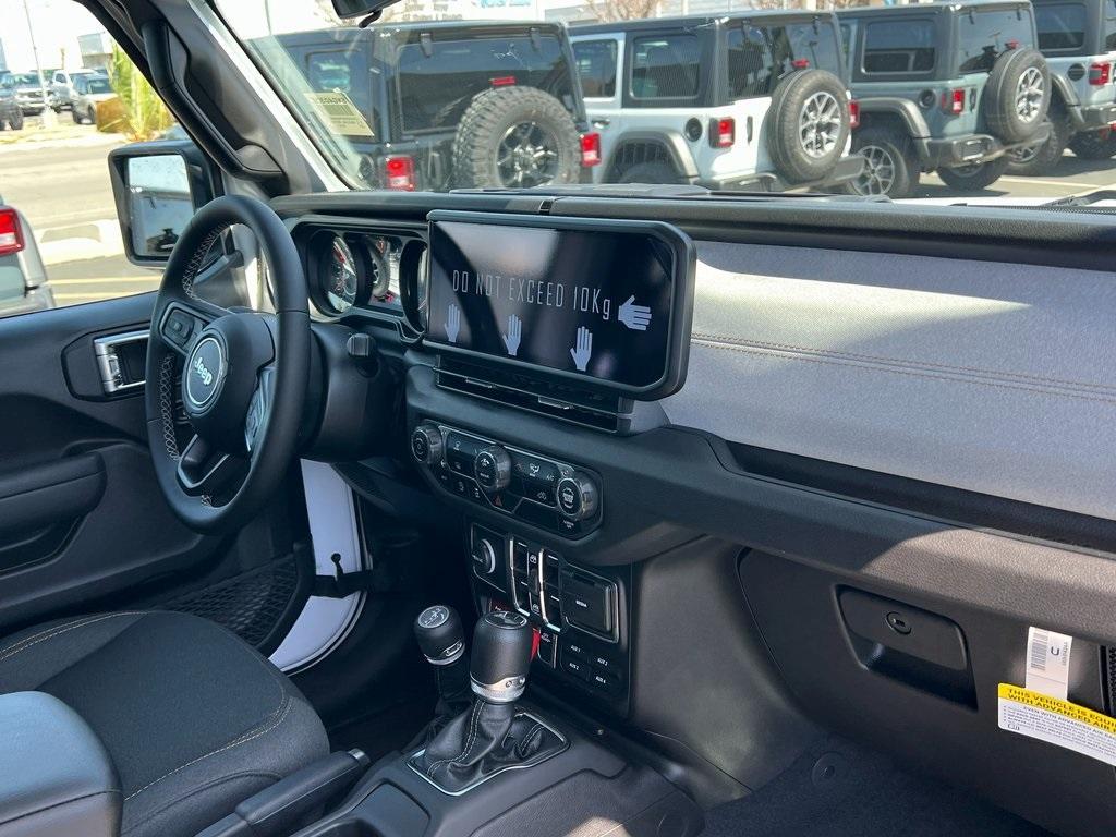 new 2025 Jeep Wrangler car, priced at $48,830