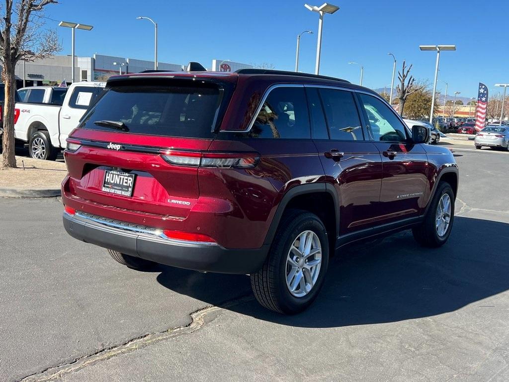 new 2025 Jeep Grand Cherokee car, priced at $35,175