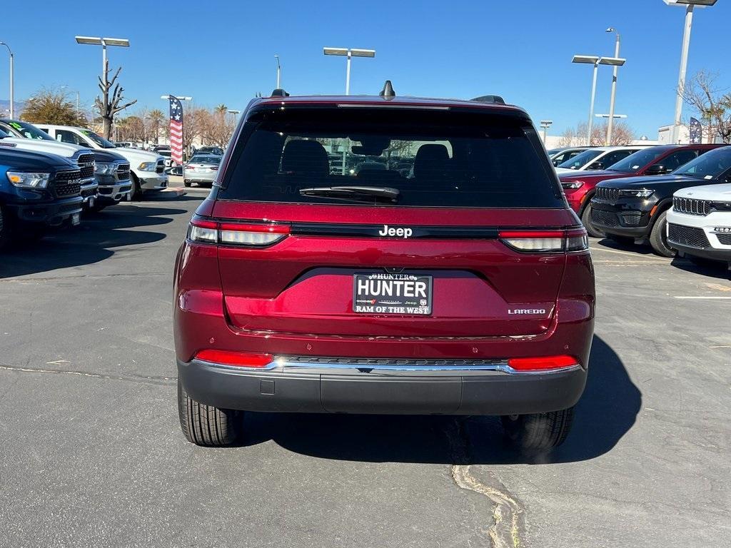 new 2025 Jeep Grand Cherokee car, priced at $35,175