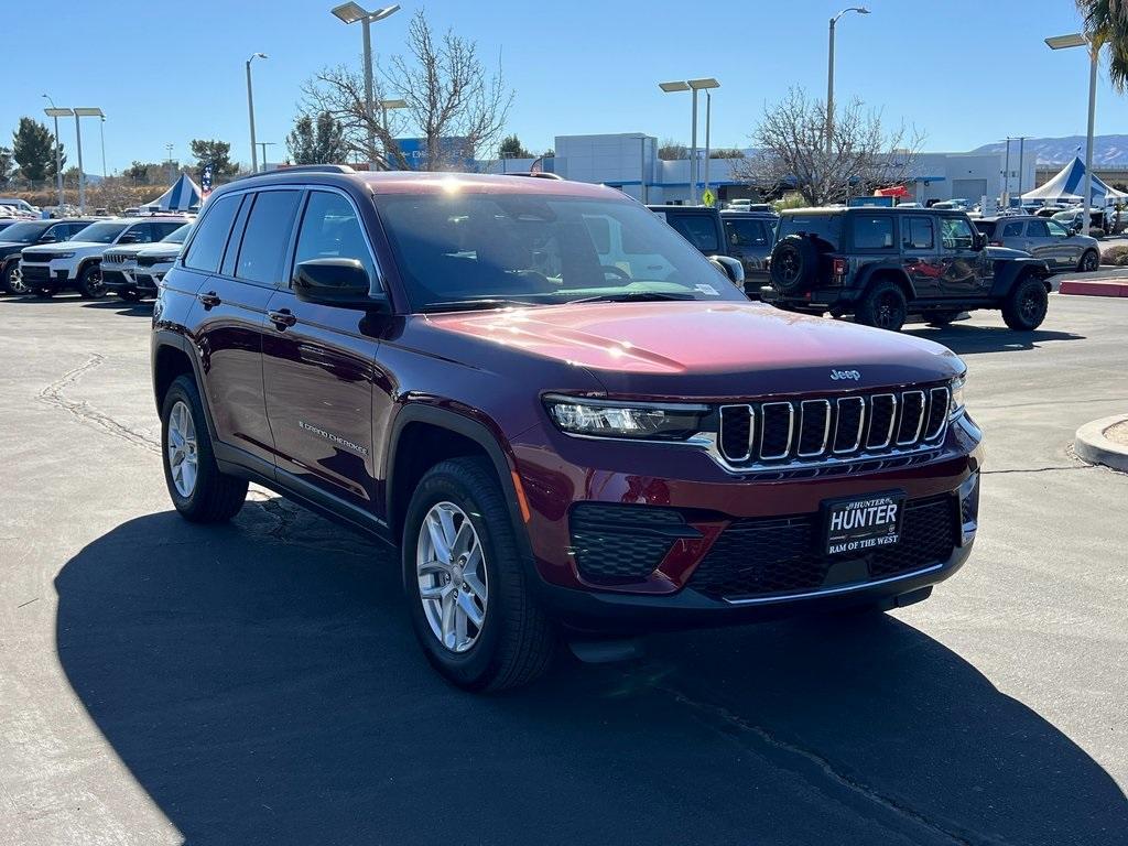 new 2025 Jeep Grand Cherokee car, priced at $35,175