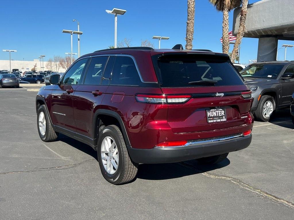 new 2025 Jeep Grand Cherokee car, priced at $35,175