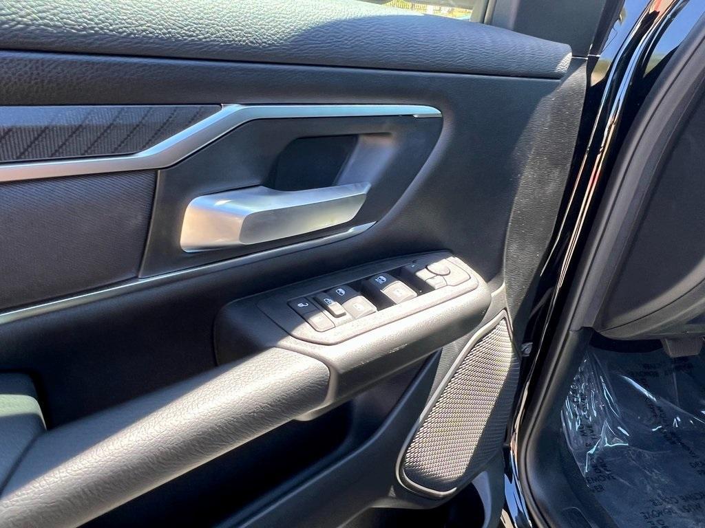 new 2025 Ram 1500 car, priced at $51,330