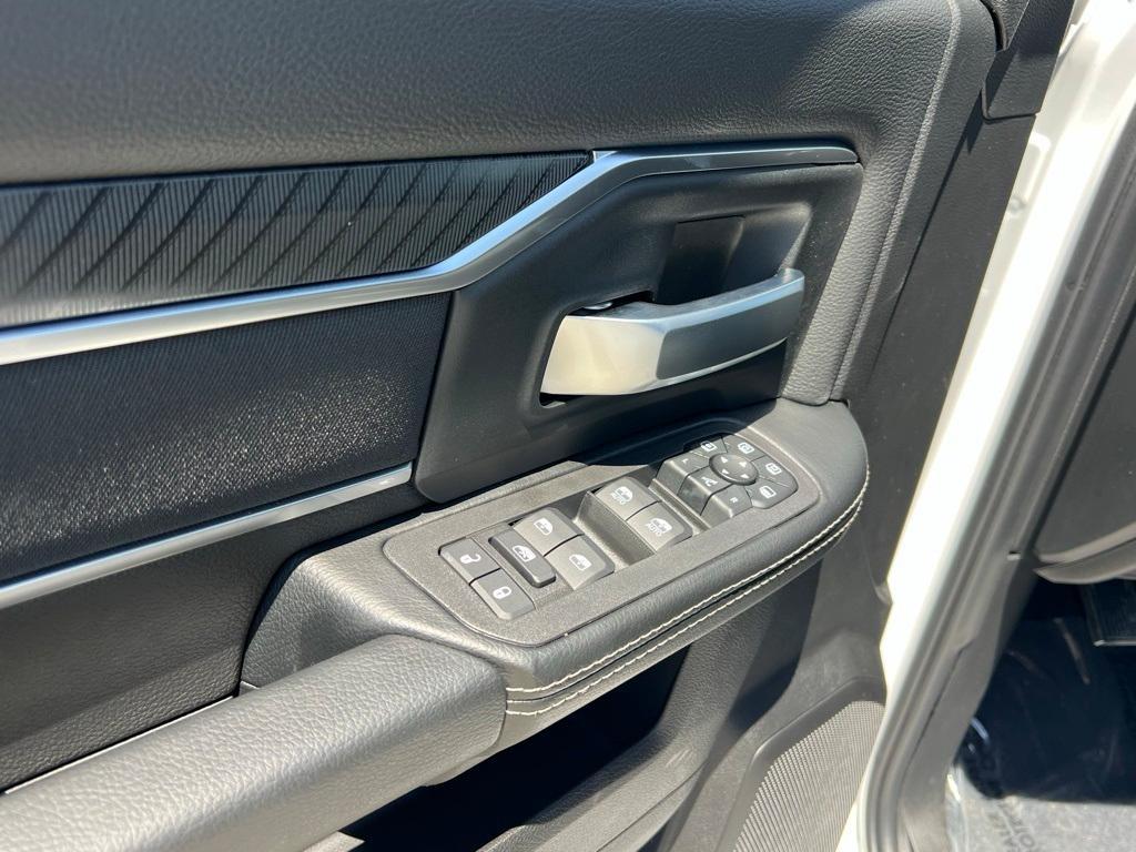 new 2025 Ram 2500 car, priced at $72,981