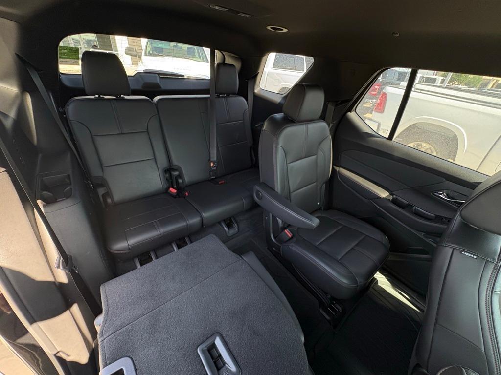 used 2022 Chevrolet Traverse car, priced at $39,723
