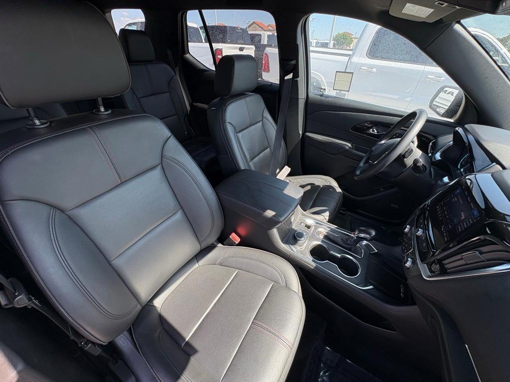 used 2022 Chevrolet Traverse car, priced at $39,723