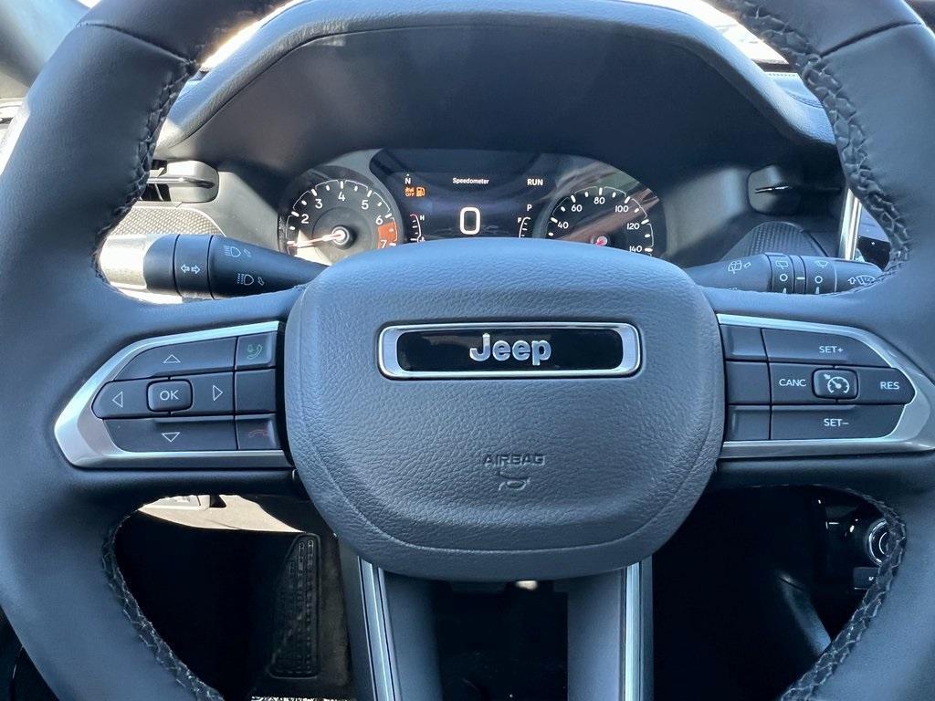 new 2025 Jeep Compass car, priced at $27,260