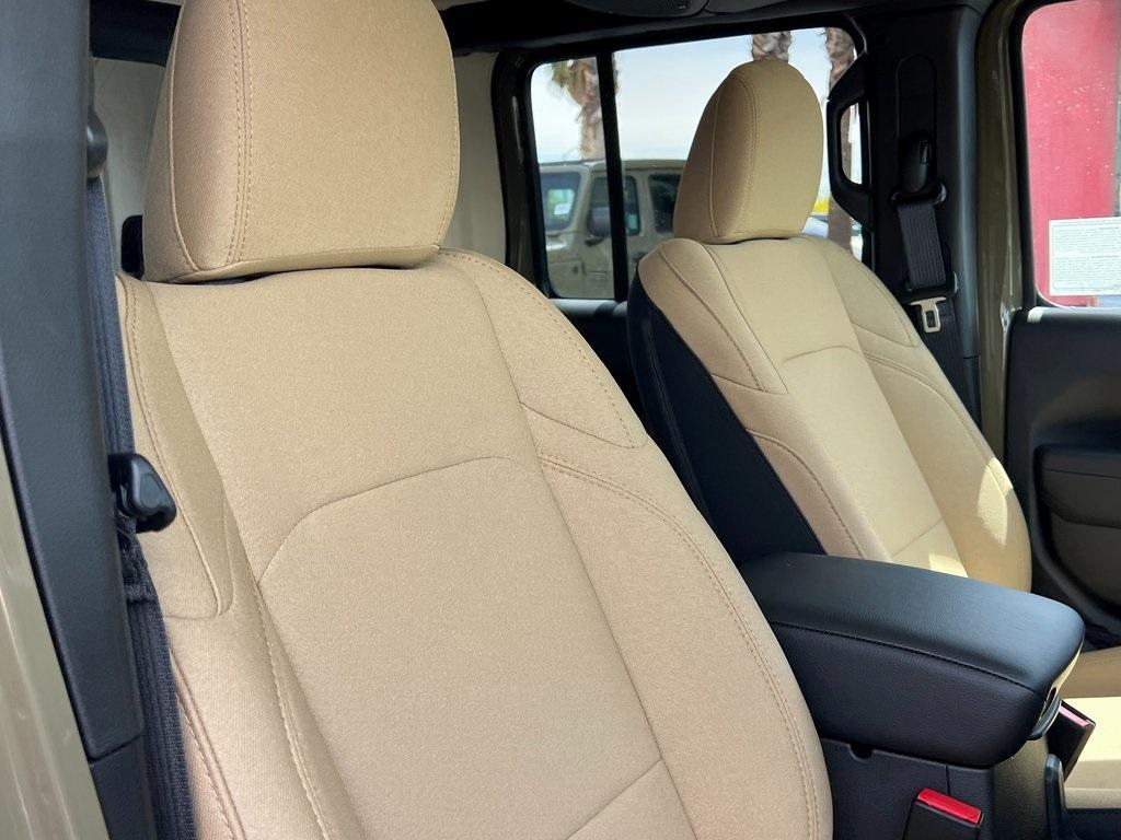 new 2025 Jeep Wrangler 4xe car, priced at $59,427