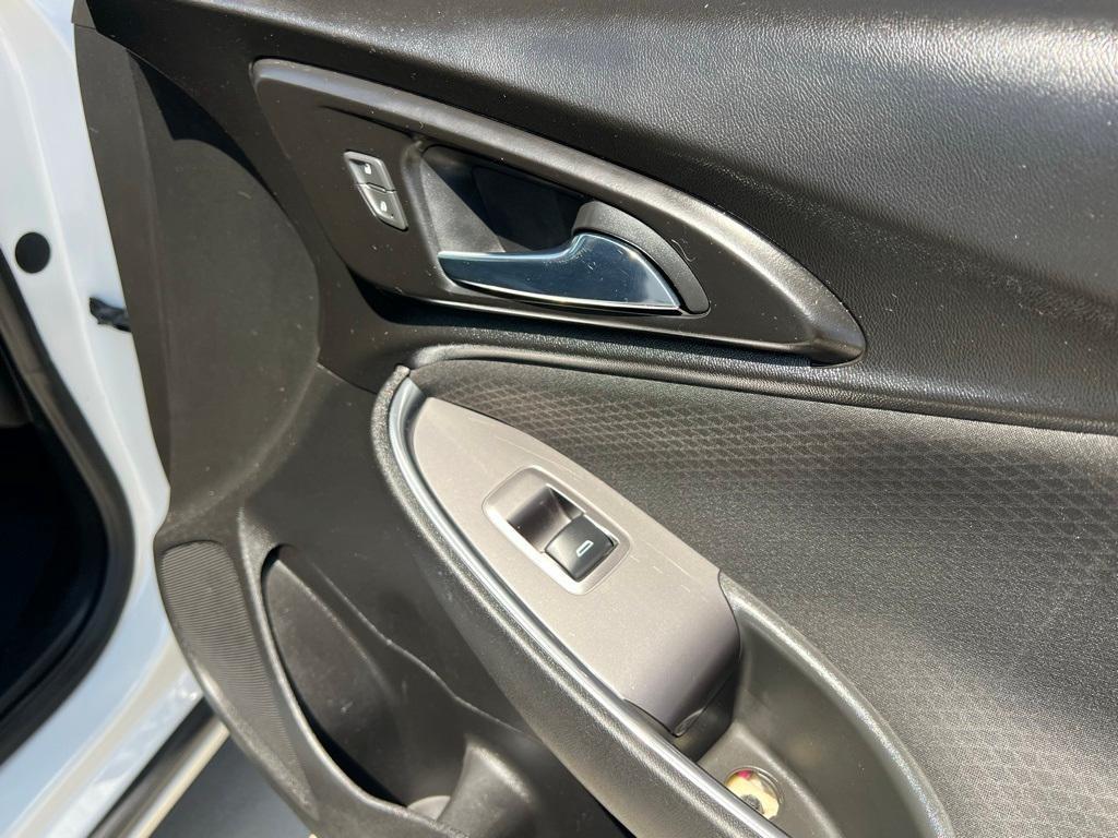 used 2020 Chevrolet Malibu car, priced at $17,808