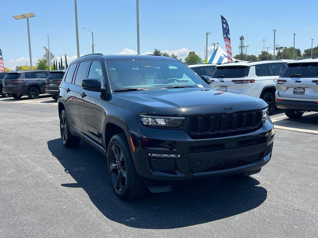new 2025 Jeep Grand Cherokee L car, priced at $50,832