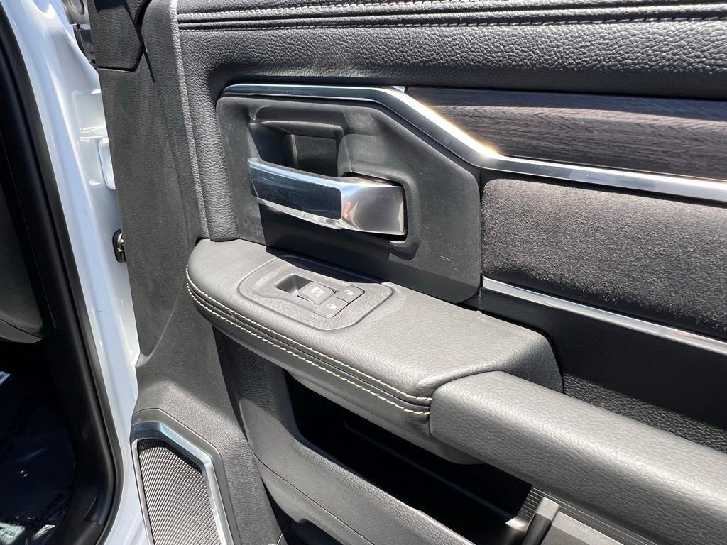 new 2025 Ram 2500 car, priced at $81,698