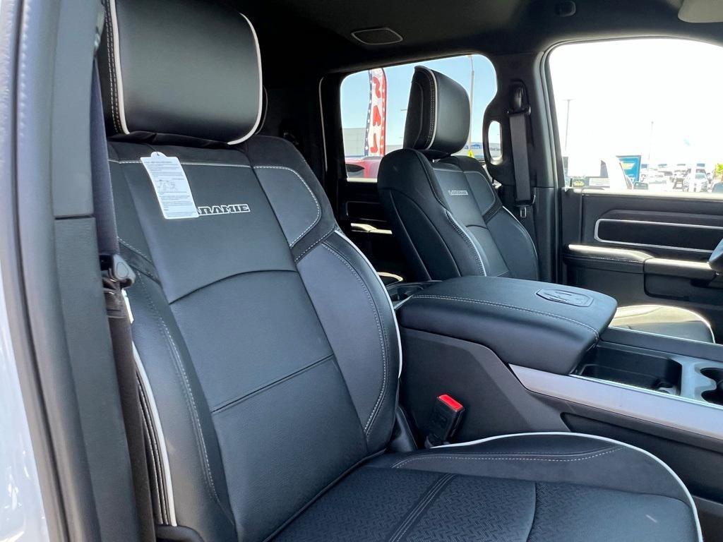 new 2025 Ram 2500 car, priced at $81,698