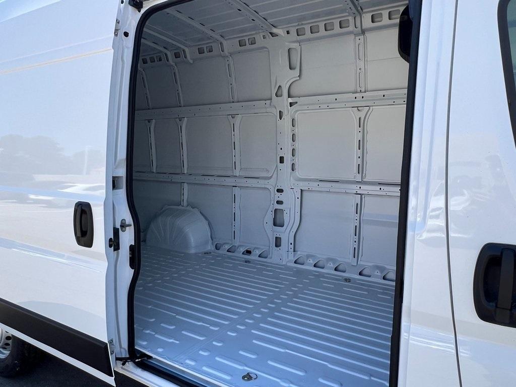 new 2025 Ram ProMaster 3500 car, priced at $54,675