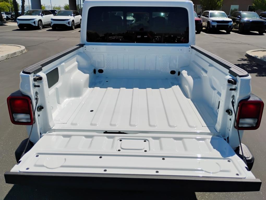 new 2025 Jeep Gladiator car, priced at $44,795