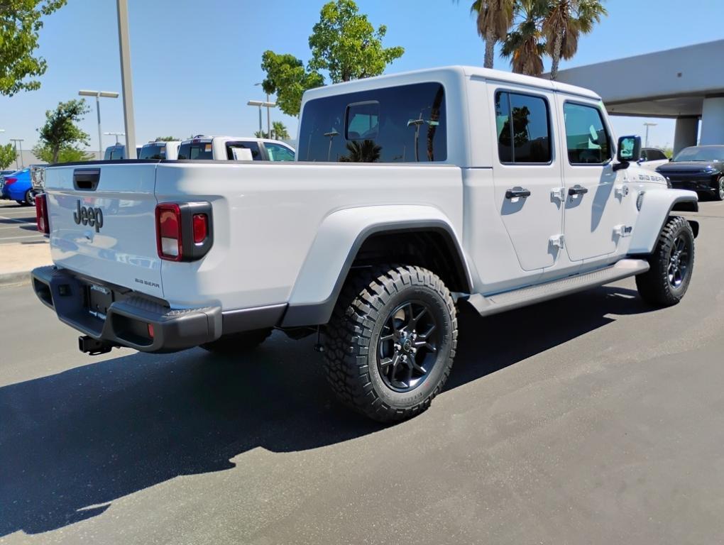 new 2025 Jeep Gladiator car, priced at $44,795