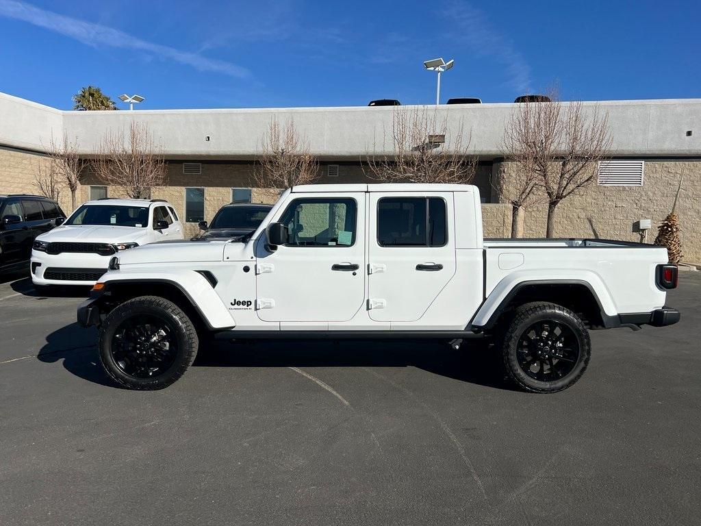 new 2025 Jeep Gladiator car, priced at $42,830