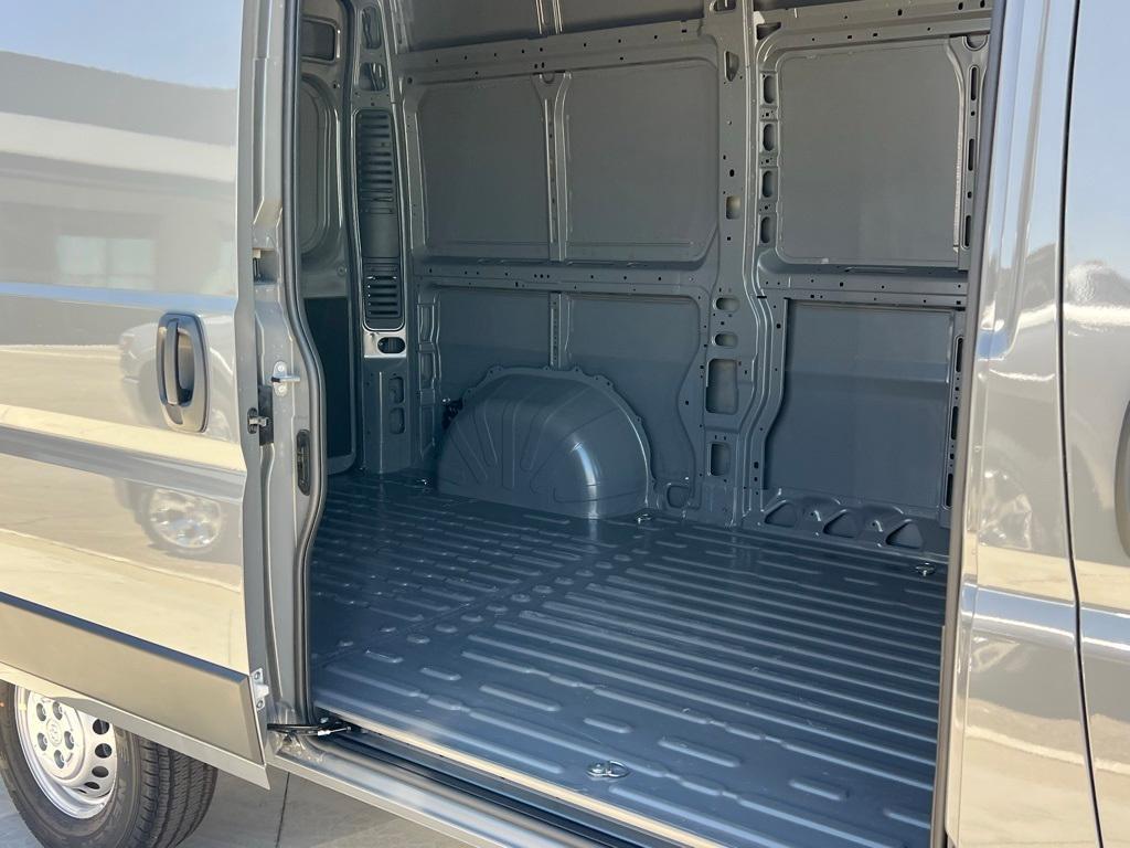 new 2025 Ram ProMaster 1500 car, priced at $47,393