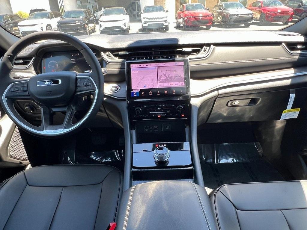 new 2025 Jeep Grand Cherokee L car, priced at $49,082