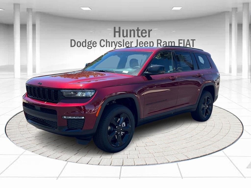new 2025 Jeep Grand Cherokee L car, priced at $49,082