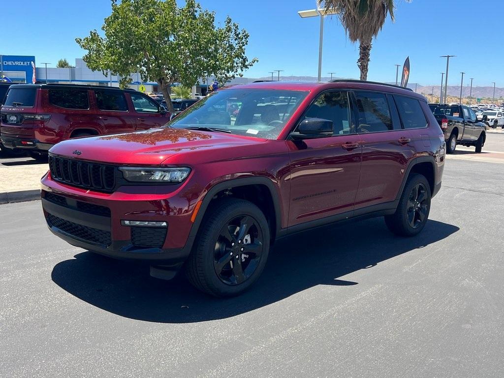 new 2025 Jeep Grand Cherokee L car, priced at $49,082