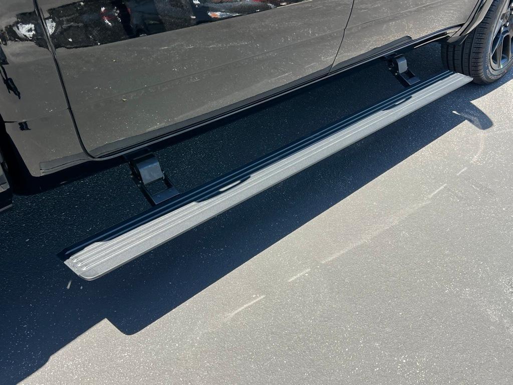 new 2025 Ram 1500 car, priced at $60,357