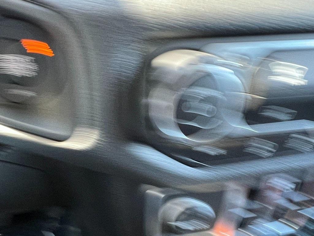 new 2025 Jeep Gladiator car, priced at $42,425