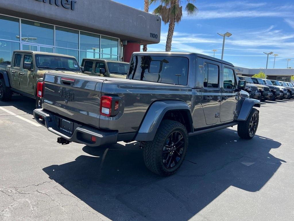 new 2025 Jeep Gladiator car, priced at $42,425