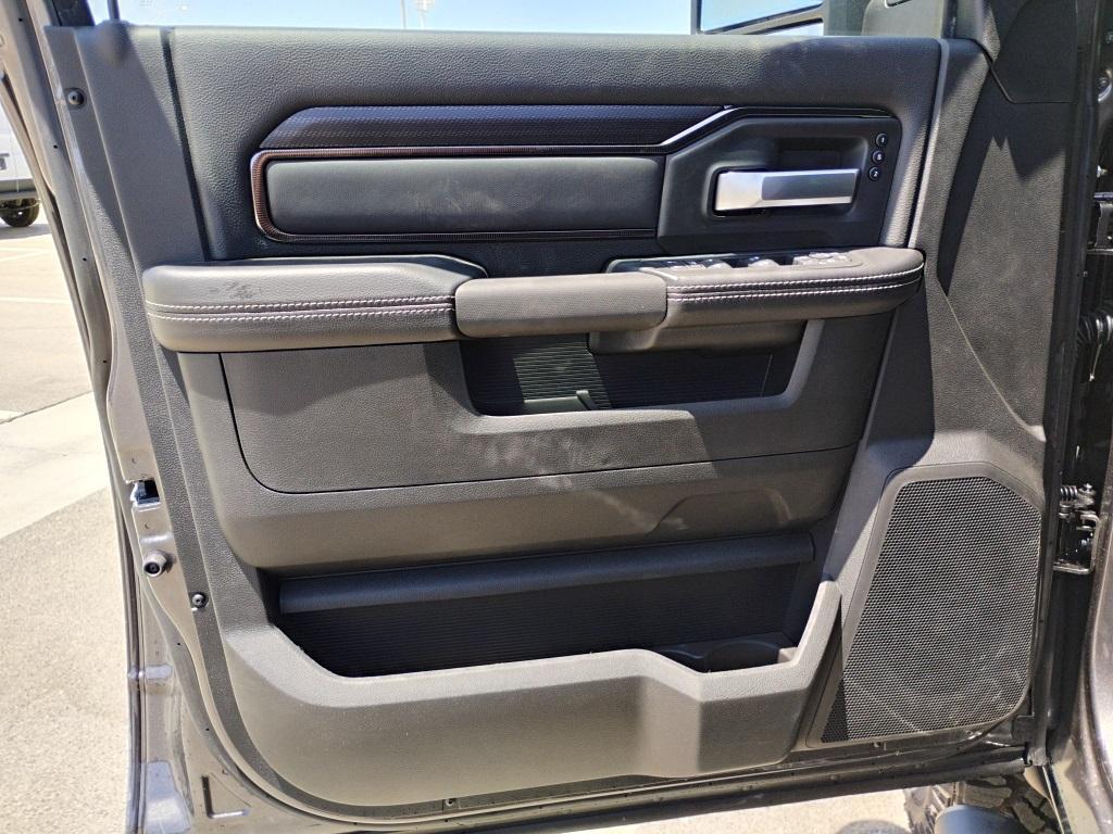 new 2025 Ram 2500 car, priced at $76,381