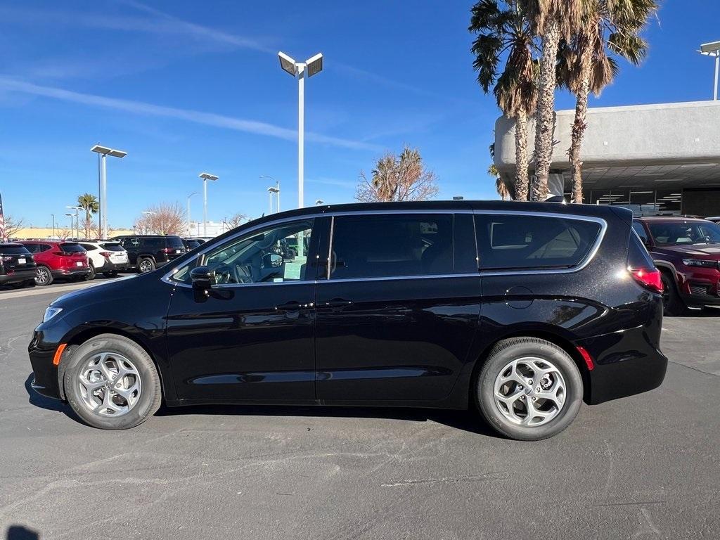 new 2024 Chrysler Pacifica car, priced at $44,815