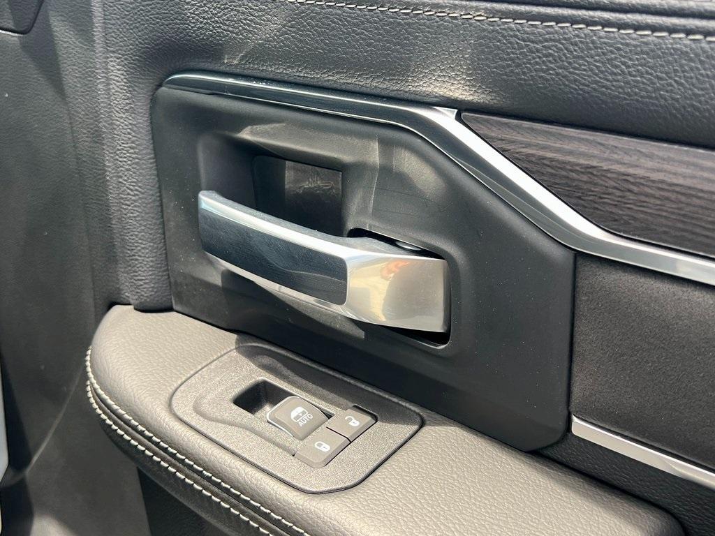 new 2025 Ram 2500 car, priced at $83,355