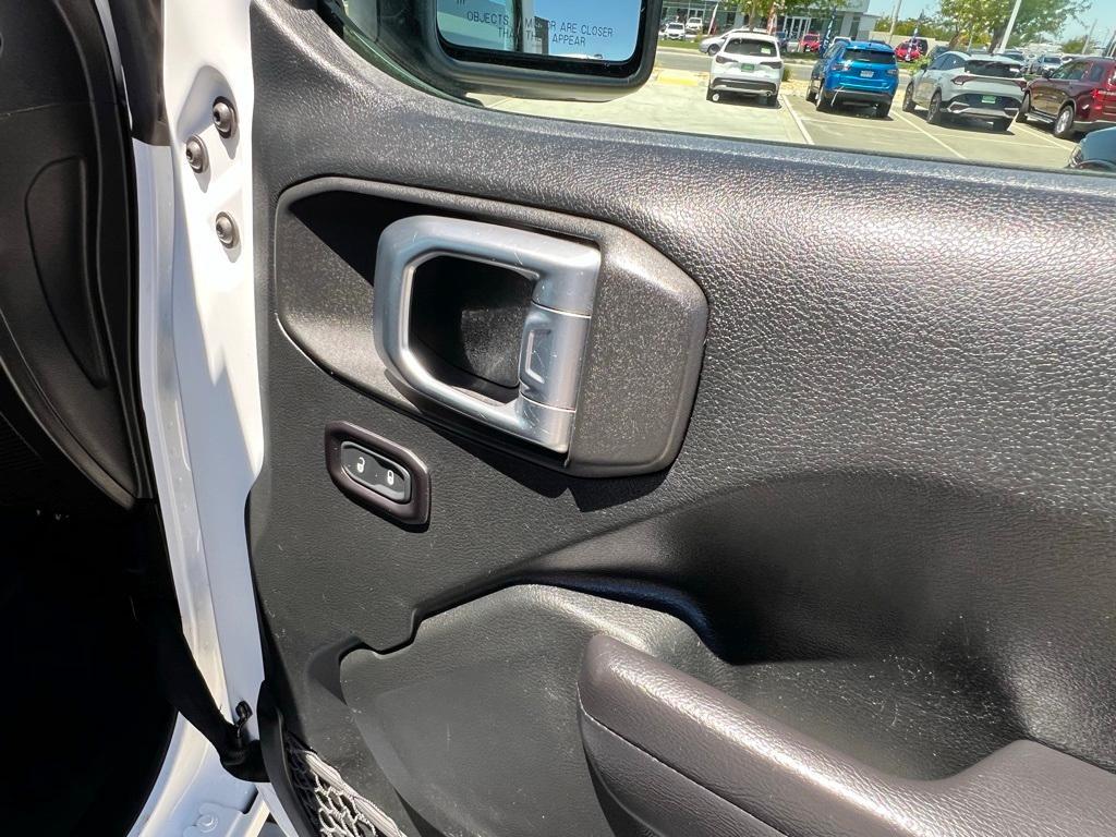 used 2020 Jeep Wrangler Unlimited car, priced at $26,995