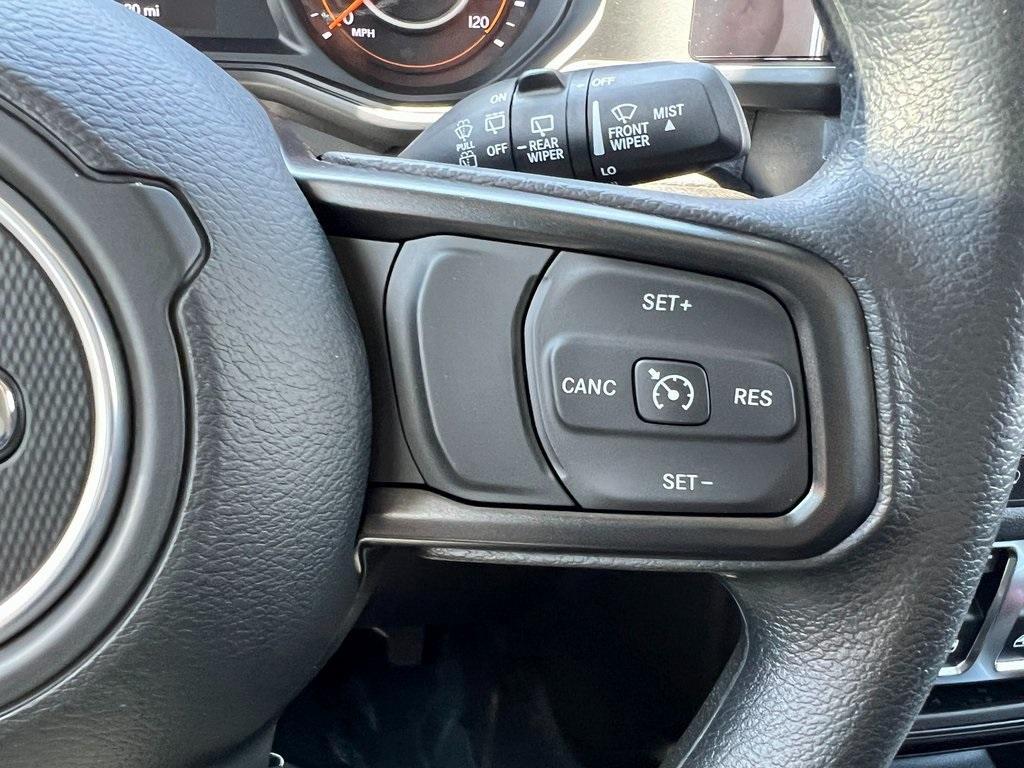 new 2025 Jeep Wrangler car, priced at $37,440